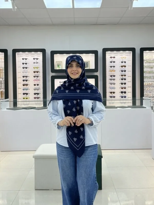 روسری سیا اسکارف طرح پاپیون